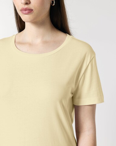 Stella Serena - Das Damen-T-Shirt mit weitem Rundhalsausschnitt - Butter - XS bedrucken, Art.-Nr. STTW173C078XS Stella Serena - Das Damen-T-Shirt mit weitem Rundhalsausschnitt - Butter - XS bedrucken, Art.-Nr. STTW173C078XS