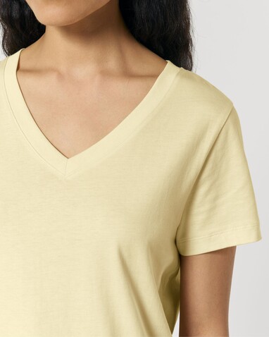 Stella Isla - Das Damen-T-Shirt mit V-Ausschnitt - Butter - XXL bedrucken, Art.-Nr. STTW176C0782X Stella Isla - Das Damen-T-Shirt mit V-Ausschnitt - Butter - XXL bedrucken, Art.-Nr. STTW176C0782X
