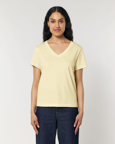 Stella Isla - Das Damen-T-Shirt mit V-Ausschnitt - Butter - XXL bedrucken, Art.-Nr. STTW176C0782X Stella Isla - Das Damen-T-Shirt mit V-Ausschnitt - Butter - XXL bedrucken, Art.-Nr. STTW176C0782X