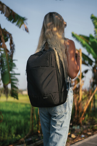 Swiss Peak AWARE™ moderner 15,6&quot; Laptop-Rucksack schwarz bedrucken, Art.-Nr. P763.101