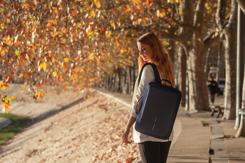 Bobby Bizz 2.0 Anti-Diebstahl Rucksack &amp; Aktentasche navy blau, navy blau bedrucken, Art.-Nr. P705.925