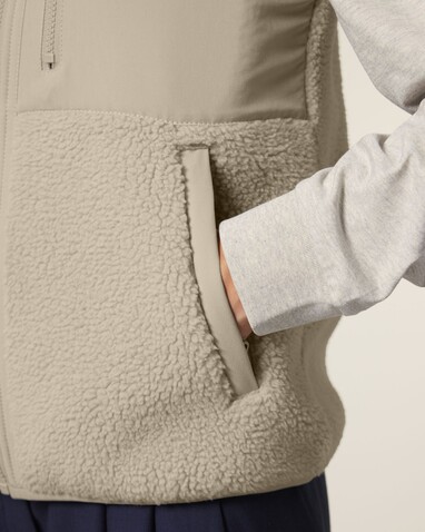 Liner - Die Unisex-Sherpaweste - Desert Dust - 3XL bedrucken, Art.-Nr. STJU249C0283X Liner - Die Unisex-Sherpaweste - Desert Dust - 3XL bedrucken, Art.-Nr. STJU249C0283X