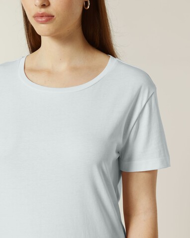 Stella Serena - Das Damen-T-Shirt mit weitem Rundhalsausschnitt - Blue Ice - XXL bedrucken, Art.-Nr. STTW173C7282X Stella Serena - Das Damen-T-Shirt mit weitem Rundhalsausschnitt - Blue Ice - XXL bedrucken, Art.-Nr. STTW173C7282X