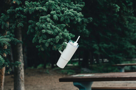 Tana Becher aus RCS recyceltem Kunststoff mit Griff 900ml weiß bedrucken, Art.-Nr. P437.103