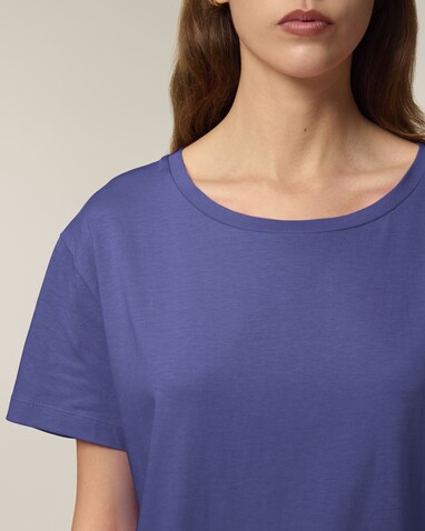 Stella Serena - Das Damen-T-Shirt mit weitem Rundhalsausschnitt - Dusk - M bedrucken, Art.-Nr. STTW173C3591M Stella Serena - Das Damen-T-Shirt mit weitem Rundhalsausschnitt - Dusk - M bedrucken, Art.-Nr. STTW173C3591M