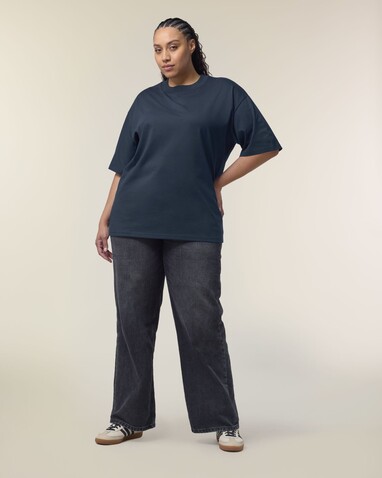 Blaster 2.0 - Das Oversized Unisex-T-Shirt mit Stehkragen - French Navy - 3XL bedrucken, Art.-Nr. STTU959C7273X