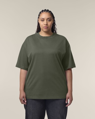 Blaster 2.0 - Das Oversized Unisex-T-Shirt mit Stehkragen - Khaki - XXL bedrucken, Art.-Nr. STTU959C2232X Blaster 2.0 - Das Oversized Unisex-T-Shirt mit Stehkragen - Khaki - XXL bedrucken, Art.-Nr. STTU959C2232X