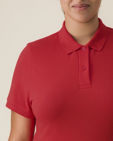 Stella Coaster - Das Damen-Polo - Red - XS bedrucken, Art.-Nr. STPW977C004XS Stella Coaster - Das Damen-Polo - Red - XS bedrucken, Art.-Nr. STPW977C004XS