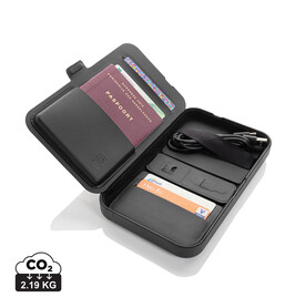 Swiss Peak Travel-Case aus RCS rec. PU mit 3-in-1-Charger schwarz bedrucken, Art.-Nr. P309.0501