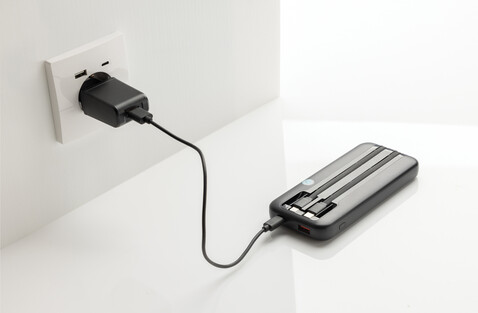 Turbopack 10000mAh Powerbank mit integr. Kabeln aus RCS rABS schwarz bedrucken, Art.-Nr. P322.5801