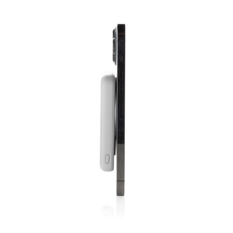 Stellar 5.000mAh 5W magnetische Powerbank aus RCS rec. ABS weiß bedrucken, Art.-Nr. P322.5903