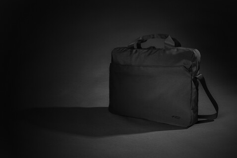 Swiss Peak Aware™ RPET Essential 15.6&quot; Laptop Tasche schwarz bedrucken, Art.-Nr. P732.2301
