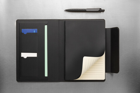 Stuart Magnet-Portfolio A5 aus RCS-zertifiziertem rPU schwarz bedrucken, Art.-Nr. P774.6301