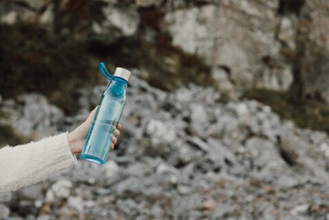 VINGA Lean 800ml RCS RPET Wasserflasche blau bedrucken, Art.-Nr. V4330505 VINGA Lean 800ml RCS RPET Wasserflasche blau bedrucken, Art.-Nr. V4330505