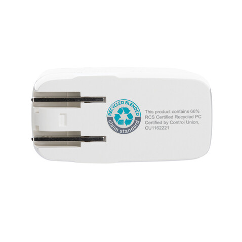 TravelCharge Pro Reiseladegerät mit USB-C aus RCS rec. ABS weiß, schwarz bedrucken, Art.-Nr. P821.0203