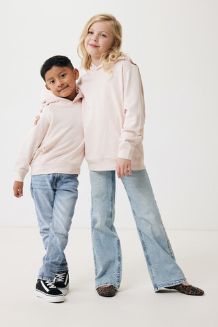 IQONIQ Yengo KidsHoodie mit Seitentaschen aus rec. Baumwolle cloud pink bedrucken, Art.-Nr. T6404.039.1314 IQONIQ Yengo KidsHoodie mit Seitentaschen aus rec. Baumwolle cloud pink bedrucken, Art.-Nr. T6404.039.1314