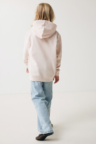 IQONIQ Yengo KidsHoodie mit Seitentaschen aus rec. Baumwolle cloud pink bedrucken, Art.-Nr. T6404.039.1314 IQONIQ Yengo KidsHoodie mit Seitentaschen aus rec. Baumwolle cloud pink bedrucken, Art.-Nr. T6404.039.1314