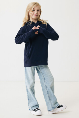 IQONIQ Yengo KidsHoodie mit Seitentaschen aus rec. Baumwolle navy blau bedrucken, Art.-Nr. T6404.002.78