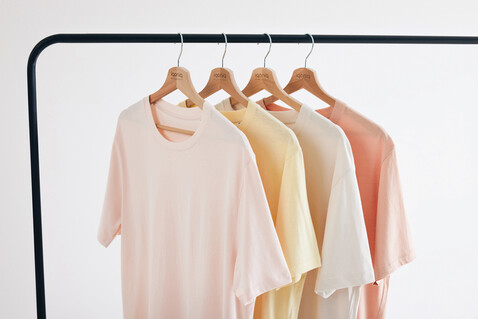 IQONIQ Sierra Lightweight T-Shirt aus recycelter Baumwolle cream yellow bedrucken, Art.-Nr. T9104.036.XXS