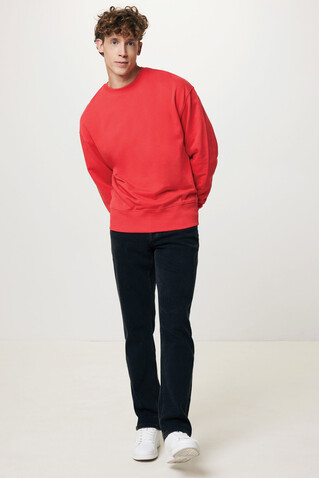 IQONIQ Kruger Relax-Rundhals-Sweater aus recycelt. Baumwolle luscious red bedrucken, Art.-Nr. T9302.008.M