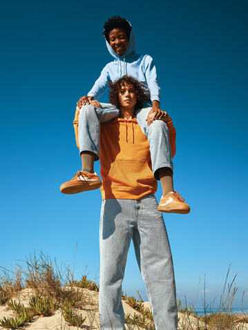 IQONIQ Rila Lightweight Hoodie aus recycelter Baumwolle sky blue bedrucken, Art.-Nr. T9404.022.M