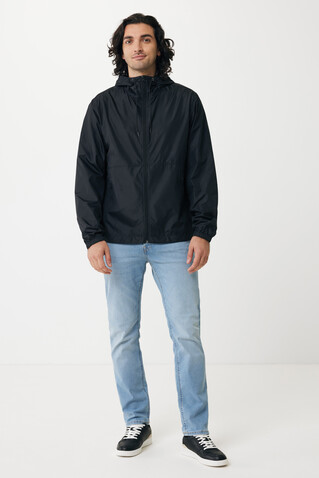 IQONIQ Logan Lightweight Jacke aus recyceltem Polyester schwarz bedrucken, Art.-Nr. T9701.001.XS