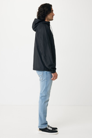 IQONIQ Logan Lightweight Jacke aus recyceltem Polyester schwarz bedrucken, Art.-Nr. T9701.001.XS