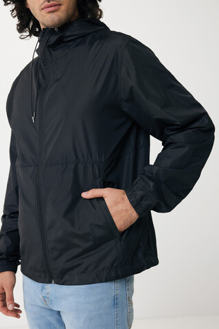 IQONIQ Logan Lightweight Jacke aus recyceltem Polyester schwarz bedrucken, Art.-Nr. T9701.001.XS
