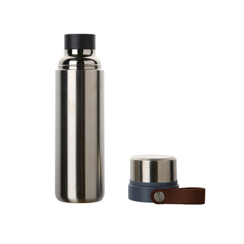 VINGA Tono RCS Thermoskanne mit zwei Bechern, 750ml Stahl bedrucken, Art.-Nr. V4300702 VINGA Tono RCS Thermoskanne mit zwei Bechern, 750ml Stahl bedrucken, Art.-Nr. V4300702