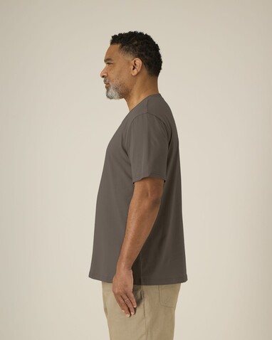 Creator 2.0 - Das Iconic Unisex-T-Shirt - Mocha - XS bedrucken, Art.-Nr. STTU169C135XS