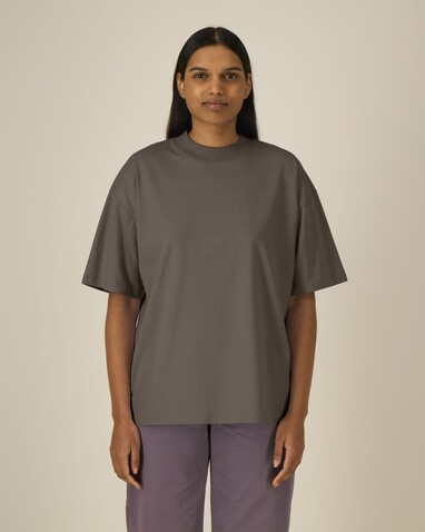 Blaster 2.0 - Das Oversized Unisex-T-Shirt mit Stehkragen - Mocha - XL bedrucken, Art.-Nr. STTU959C1351X Blaster 2.0 - Das Oversized Unisex-T-Shirt mit Stehkragen - Mocha - XL bedrucken, Art.-Nr. STTU959C1351X