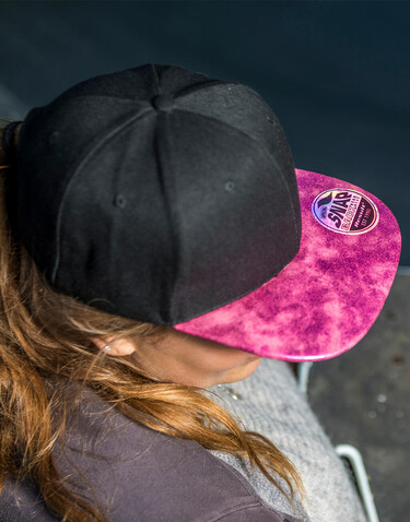 Result Caps Bronx Glitter Flat Peak Snapback Cap, Black/Pink, One Size bedrucken, Art.-Nr. 010341600