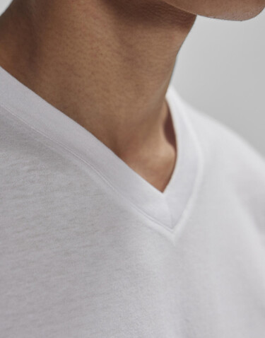 B &amp; C #E150 V T-Shirt, Black, L bedrucken, Art.-Nr. 039421014