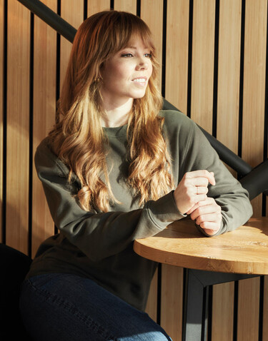 SG Signature Tagless Crew Neck Sweatshirt Unisex, Pastel Macchiato, XS bedrucken, Art.-Nr. 230527451 SG Signature Tagless Crew Neck Sweatshirt Unisex, Pastel Macchiato, XS bedrucken, Art.-Nr. 230527451