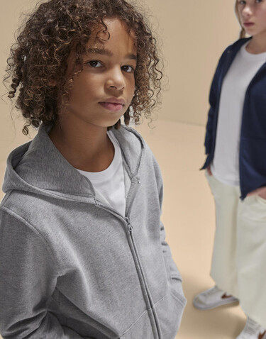 B & C ID.334 Zip Hood /kids, Navy, 9/11 (134/146) bedrucken, Art.-Nr. 253422006 B & C ID.334 Zip Hood /kids, Navy, 9/11 (134/146) bedrucken, Art.-Nr. 253422006