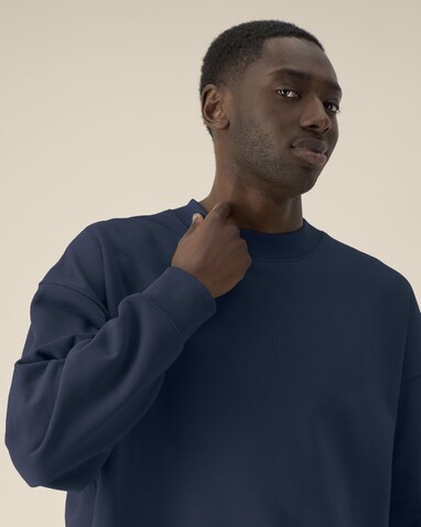 Ryler - Das Boxy Rundhals-Unisex-Sweatshirt aus recycelter Baumwolle - French Navy - 3XL bedrucken, Art.-Nr. STSU255C7273X