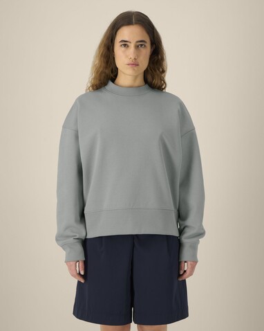 Ryler - Das Boxy Rundhals-Unisex-Sweatshirt aus recycelter Baumwolle - Misty Grey - S bedrucken, Art.-Nr. STSU255C1381S Ryler - Das Boxy Rundhals-Unisex-Sweatshirt aus recycelter Baumwolle - Misty Grey - S bedrucken, Art.-Nr. STSU255C1381S