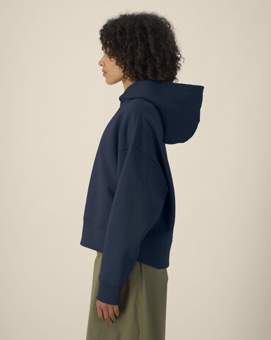Voicer - Der Boxy Unisex-Hoodie aus recycelter Baumwolle - French Navy - S bedrucken, Art.-Nr. STSU256C7271S Voicer - Der Boxy Unisex-Hoodie aus recycelter Baumwolle - French Navy - S bedrucken, Art.-Nr. STSU256C7271S
