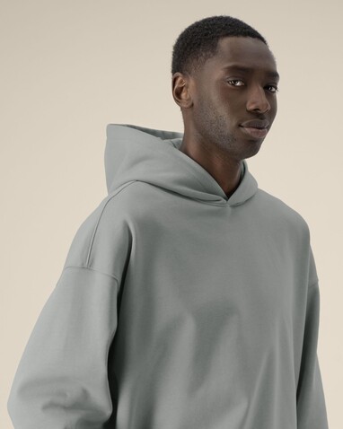 Voicer - Der Boxy Unisex-Hoodie aus recycelter Baumwolle - Misty Grey - L bedrucken, Art.-Nr. STSU256C1381L Voicer - Der Boxy Unisex-Hoodie aus recycelter Baumwolle - Misty Grey - L bedrucken, Art.-Nr. STSU256C1381L