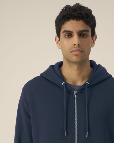 Astor - Der Unisex-Zip-Hoodie aus Baumwolle-TENCEL™ Modal - French Navy - XXL bedrucken, Art.-Nr. STSU261C7272X Astor - Der Unisex-Zip-Hoodie aus Baumwolle-TENCEL™ Modal - French Navy - XXL bedrucken, Art.-Nr. STSU261C7272X