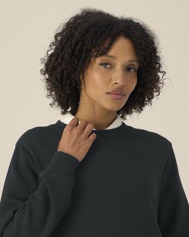 Stella Thinker - Das Damen-Rundhals-Sweatshirt aus recycelter Baumwolle - Black - M bedrucken, Art.-Nr. STSW254C0021M Stella Thinker - Das Damen-Rundhals-Sweatshirt aus recycelter Baumwolle - Black - M bedrucken, Art.-Nr. STSW254C0021M