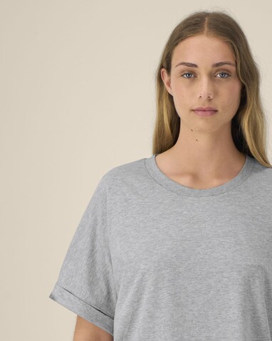 Stella Collider - Das Oversized Damen-T-Shirt mit gekrempelten Ärmeln - Heather Grey - XL bedrucken, Art.-Nr. STTW089C2501X