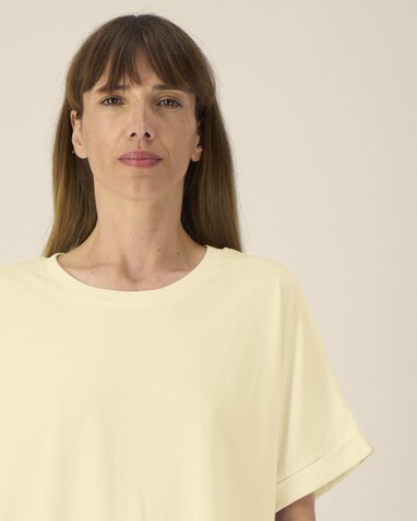 Stella Collider - Das Oversized Damen-T-Shirt mit gekrempelten Ärmeln - Butter - XXL bedrucken, Art.-Nr. STTW089C0782X Stella Collider - Das Oversized Damen-T-Shirt mit gekrempelten Ärmeln - Butter - XXL bedrucken, Art.-Nr. STTW089C0782X
