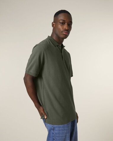 Prepster 2.0 - Das Unisex-Polo - Khaki - XXL bedrucken, Art.-Nr. STPU222C2232X Prepster 2.0 - Das Unisex-Polo - Khaki - XXL bedrucken, Art.-Nr. STPU222C2232X