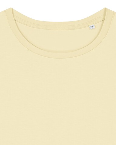 Stella Serena - Das Damen-T-Shirt mit weitem Rundhalsausschnitt - Butter - L bedrucken, Art.-Nr. STTW173C0781L Stella Serena - Das Damen-T-Shirt mit weitem Rundhalsausschnitt - Butter - L bedrucken, Art.-Nr. STTW173C0781L