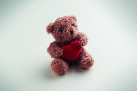 Teddybär mit Herz - Rot bedrucken, Art.-Nr. MO2802-05 Teddybär mit Herz - Rot bedrucken, Art.-Nr. MO2802-05