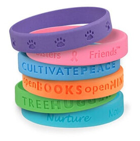 Silikonarmband mit Logo geprägt