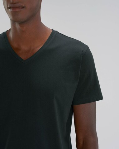 Stanley Presenter - Das Herren-T-Shirt mit V-Ausschnitt - Black - XL bedrucken, Art.-Nr. STTM562C0021X