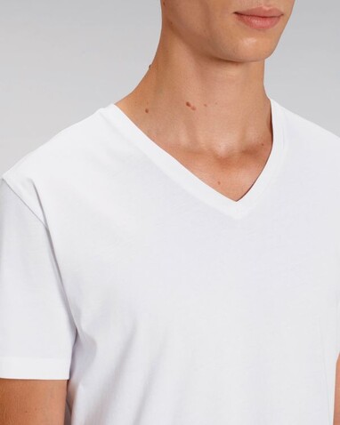 Stanley Presenter - Das Herren-T-Shirt mit V-Ausschnitt - White - M bedrucken, Art.-Nr. STTM562C0011M Stanley Presenter - Das Herren-T-Shirt mit V-Ausschnitt - White - M bedrucken, Art.-Nr. STTM562C0011M