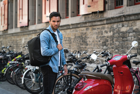 Bobby Soft, Anti-Diebstahl-Rucksack schwarz, grün bedrucken, Art.-Nr. P705.791